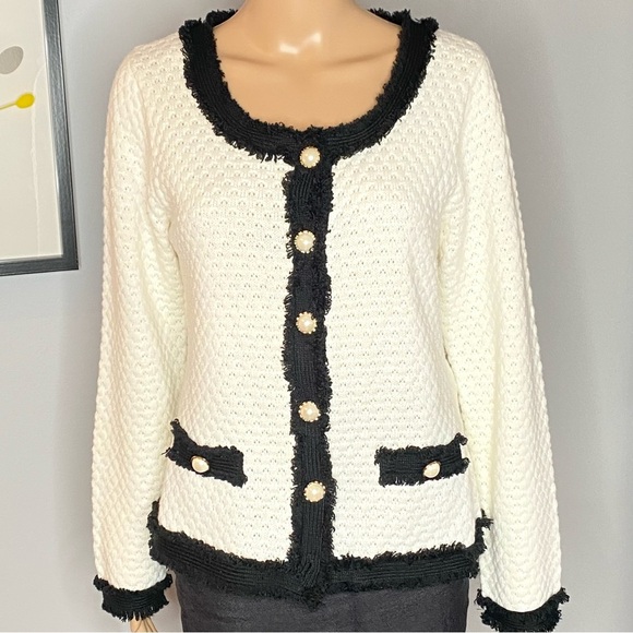 Sweaters - Elegant Black and White Women's cardigan/Sweater Size M w/Tiny Discreet Sparkles